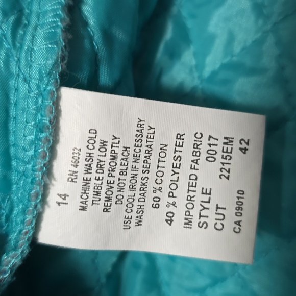 Southern Lady Teal & Plaid Quilted zip up vest w/ pockets. XL - Picture 6 of 6